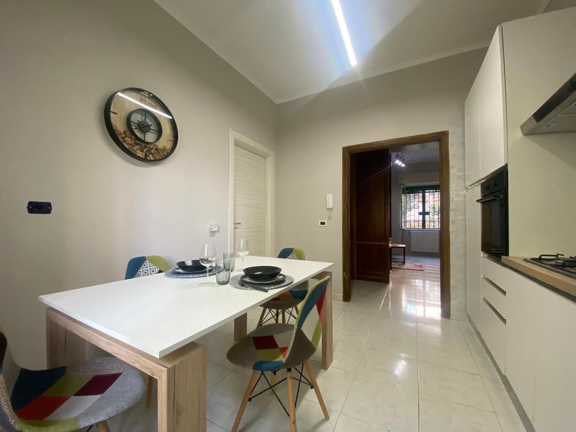 Apartment Stadium House *